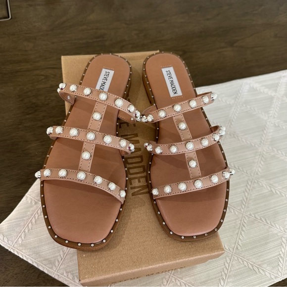 Steve Madden | Shoes | Nib Steve Madden Lynky Nude Tan Pearl Embellished Caged Sandals Size 85